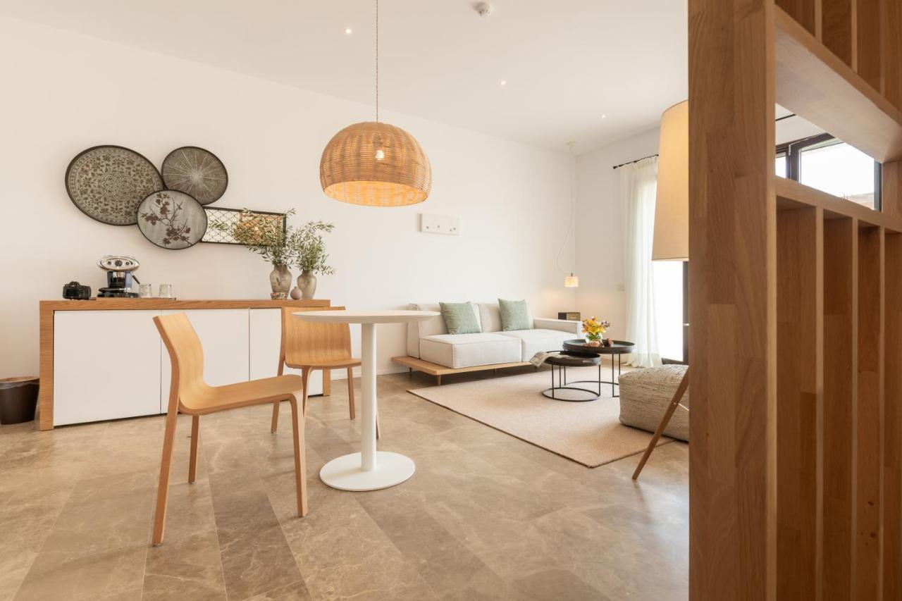 סנט לורנס דה בלפיה Agroturismo Safragell Ibiza Suites & Spa מראה חיצוני תמונה