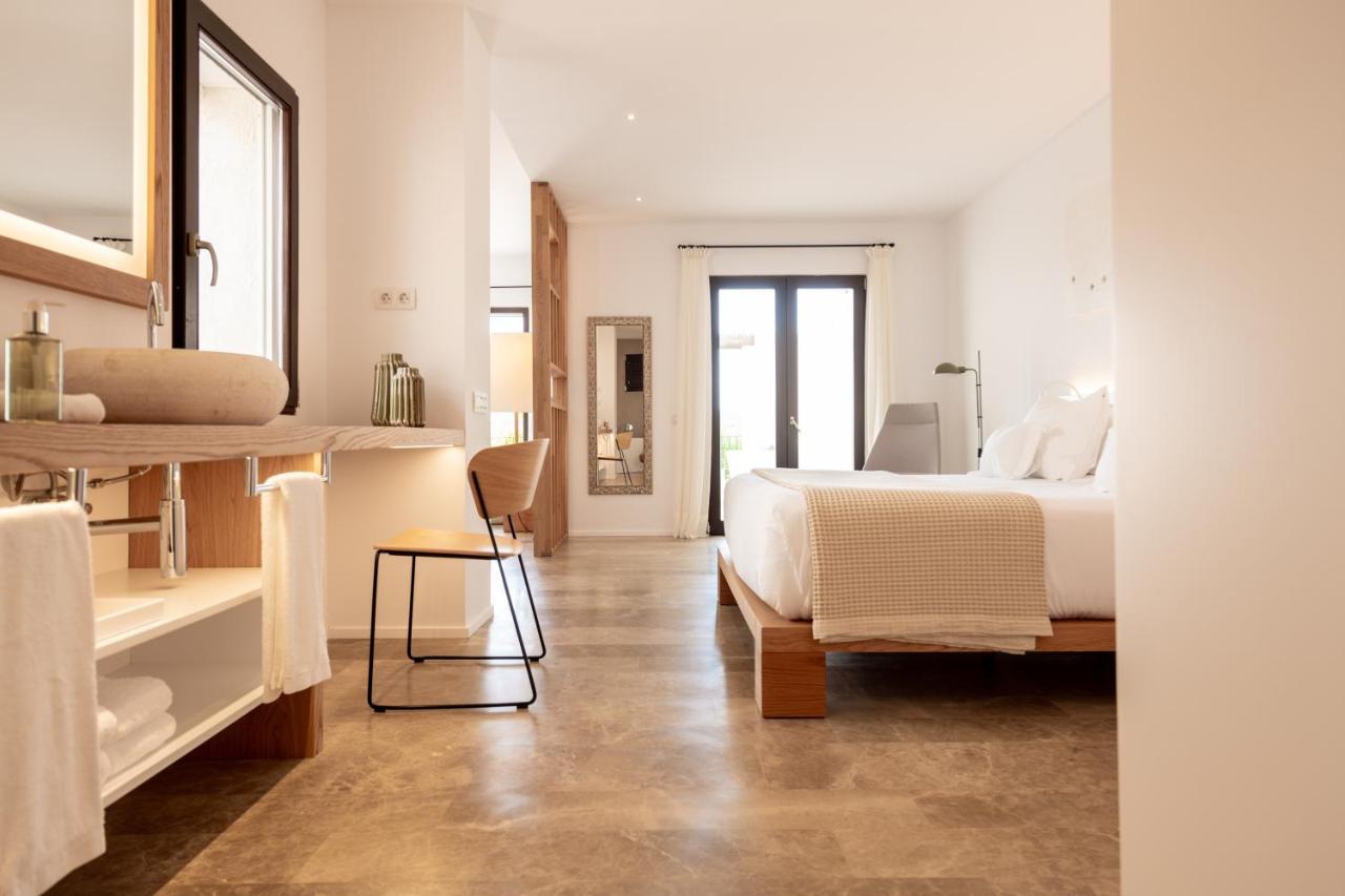 סנט לורנס דה בלפיה Agroturismo Safragell Ibiza Suites & Spa מראה חיצוני תמונה