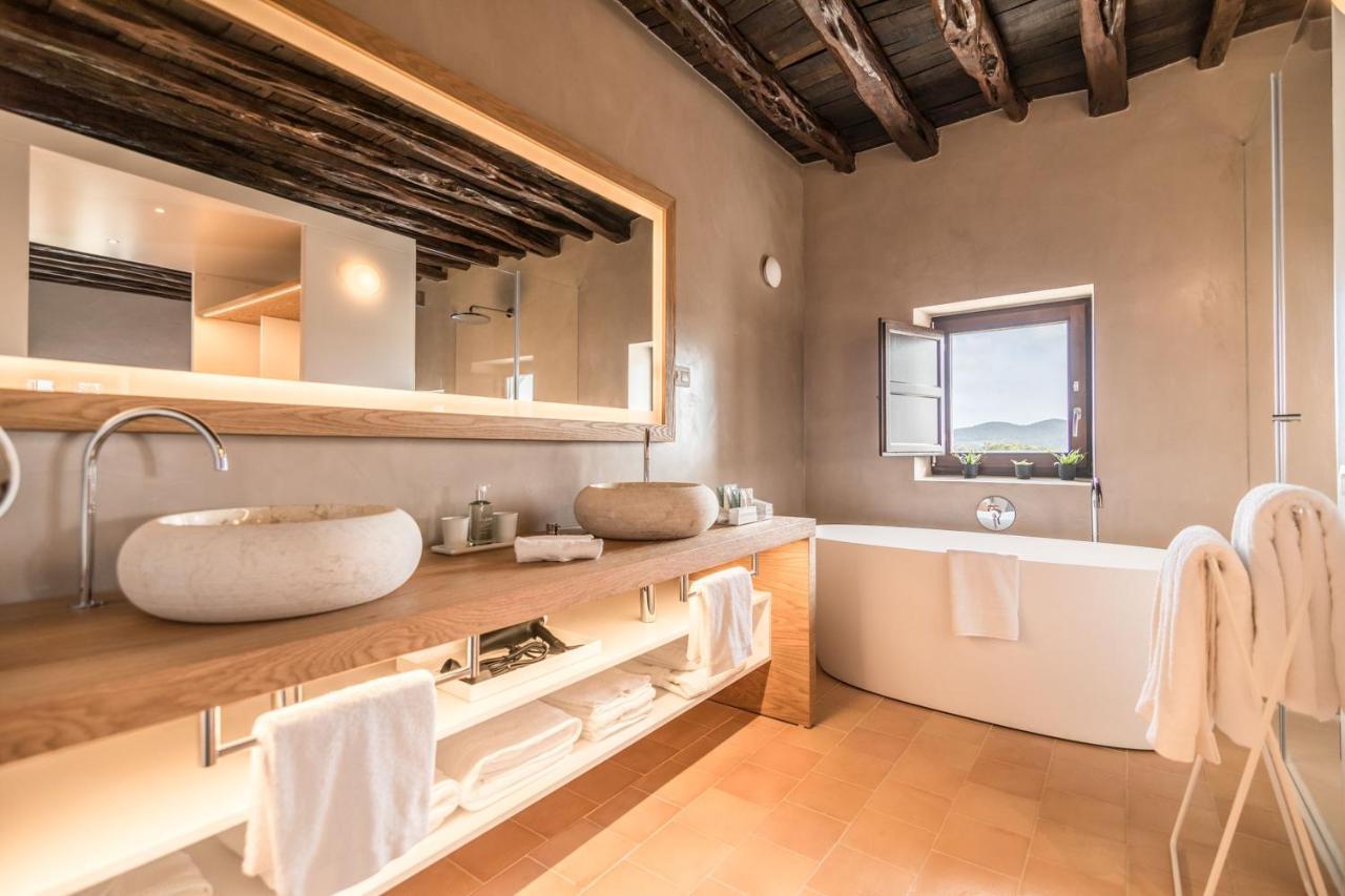 סנט לורנס דה בלפיה Agroturismo Safragell Ibiza Suites & Spa מראה חיצוני תמונה