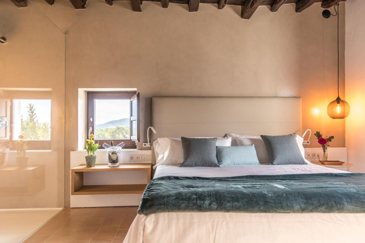סנט לורנס דה בלפיה Agroturismo Safragell Ibiza Suites & Spa מראה חיצוני תמונה